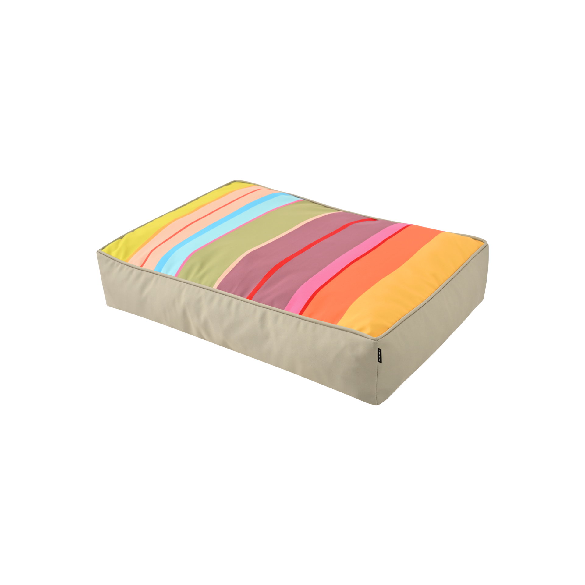 Rechteckiges Hundekissen Theo M mit farbenfroher Oberseite: breite horizontale Streifen in leuchtendem Gelb, Orange, Rot, Pink, Violett, Grün und Hellblau. Seiten in neutralem, hellem Beige. Ideal als Ruheplatz.