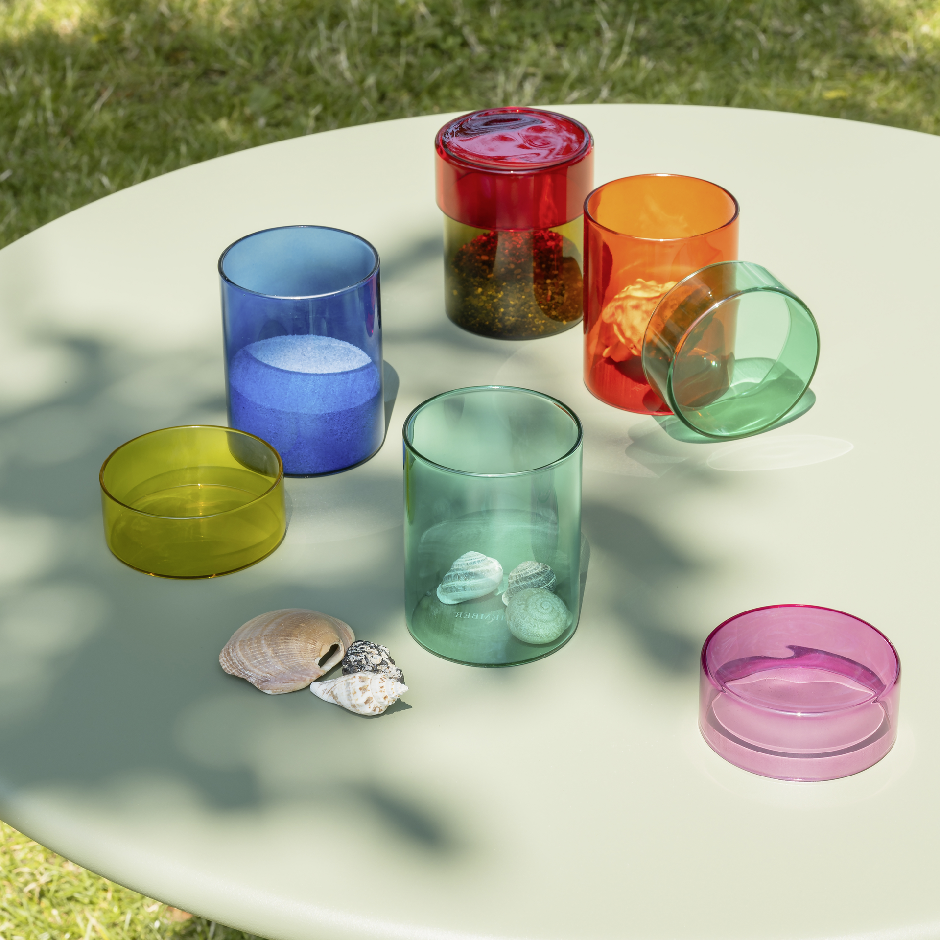 Dosen von REMEMBER – Blech & Glas
