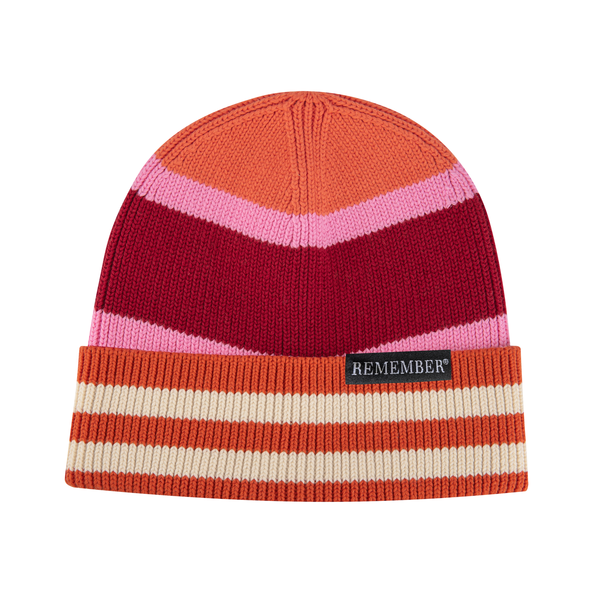 Gebreide katoenen muts in beanie-stijl met streepmotief. Bovenaan een chevronpatroon in feloranje, roze en donker kersenrood. Horizontale omslagrand in oranje en beige. Zwart label met witte opdruk "REMEMBER®".